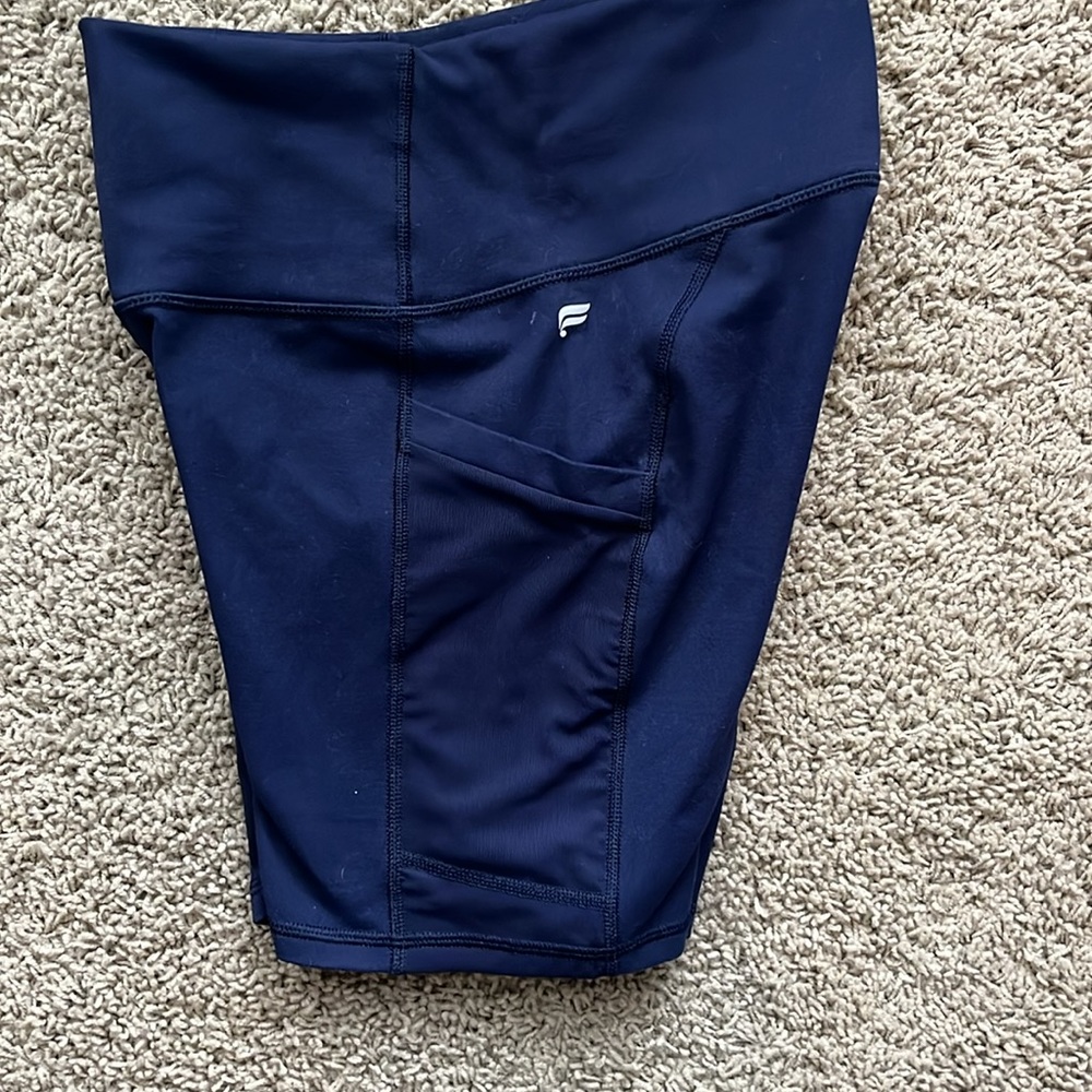 Fabletics shorts - Picture 3 of 3